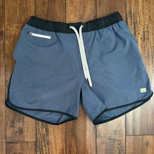 Vuori Banks Short  - Large - 5" Length - Azure Linen Texture